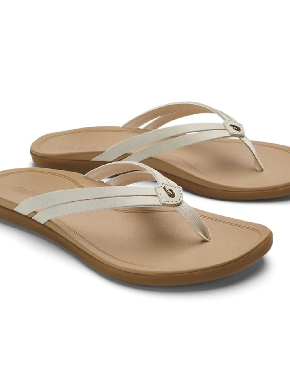 Olukai women’s leather sandals flip flops size 9 nwt